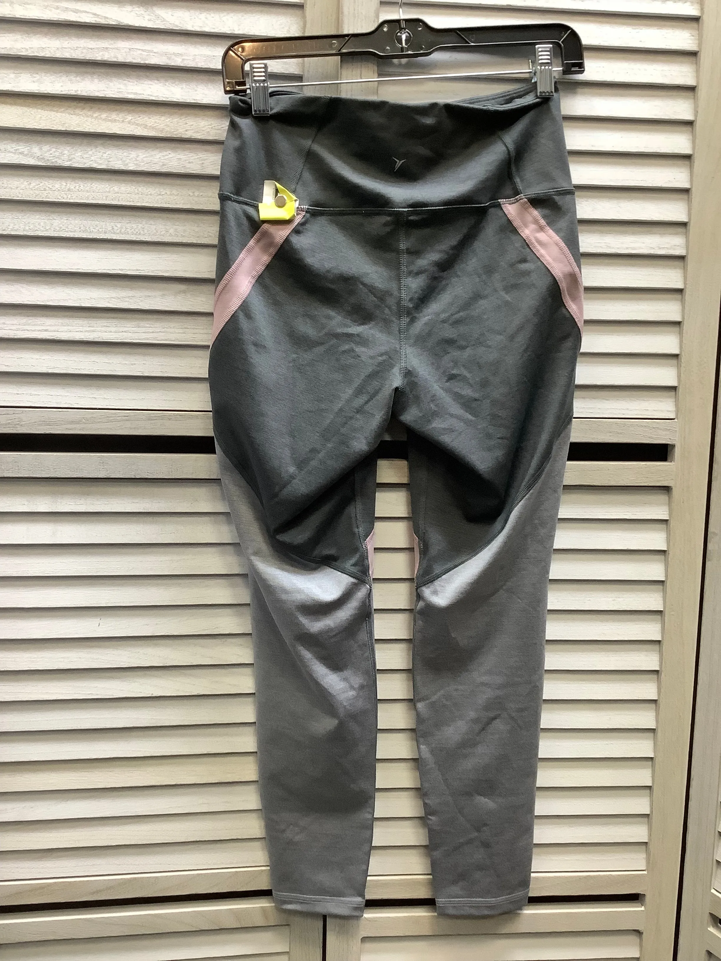 Athletic Leggings Capris By Old Navy In Multi-colored, Size: M