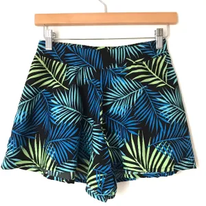 Charlotte Russe Palm Print Elastic Waist Shorts- Size XS