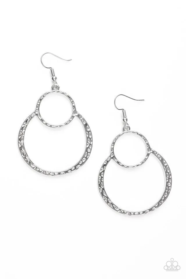 Paparazzi Accessories  - Zen Out of Zen #L100 - White Earrings