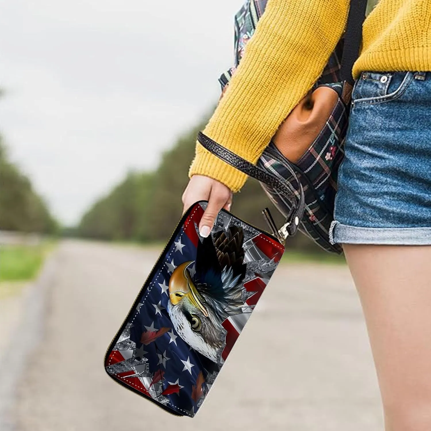 Womens Wallet, Large Capacity RFID Blocking PU Leather Wristlet Wallets for Women Ladies Men Credit Card Holder Zipper Wallet Phone Holder Clutch Travel Purse, American USA Flag Eagle